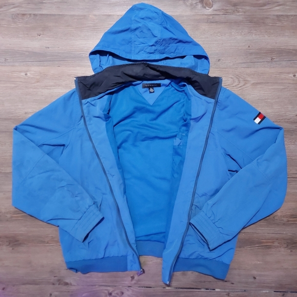 Men's XL Tommmy Hilfiger windbreaker with hood - Picture 2 of 6